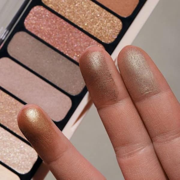 Essence The Nude Edition Eyeshadow Palette 10