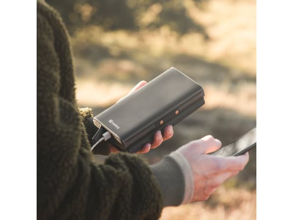 SANDBERG Solar 4-Panel Powerbank 25000