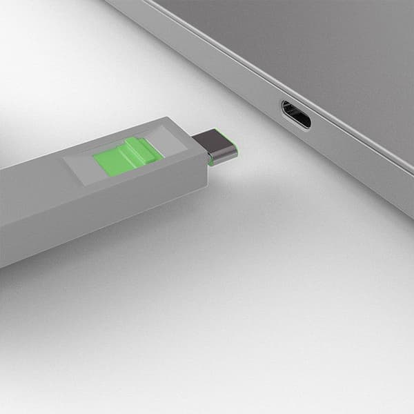 LINDY USB Typ C Port Blocker Kit med nyckel och 4 lås, grön