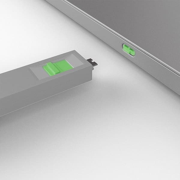 LINDY USB Typ C Port Blocker Kit med nyckel och 4 lås, grön