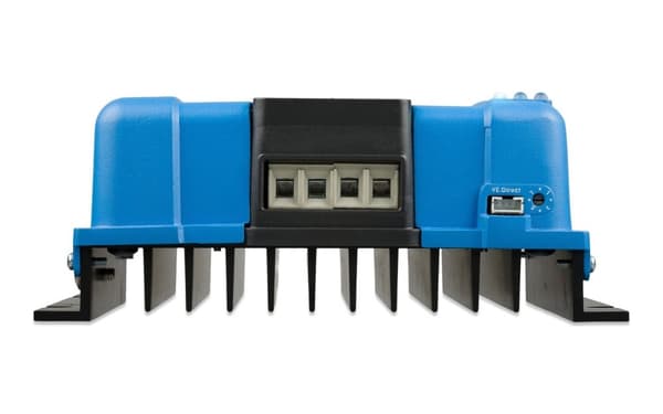 VICTRON ENERGY SMARTSOLAR MPPT 100/50 REGULATOR