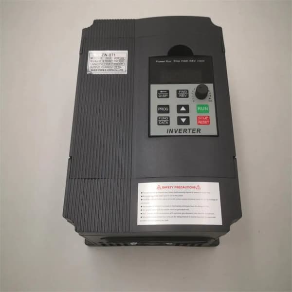 220V AC-DC-AC Inverter, 0,1-400HZ Outputfrekvens, CE-certificeret,2,2 kW 220V BT1