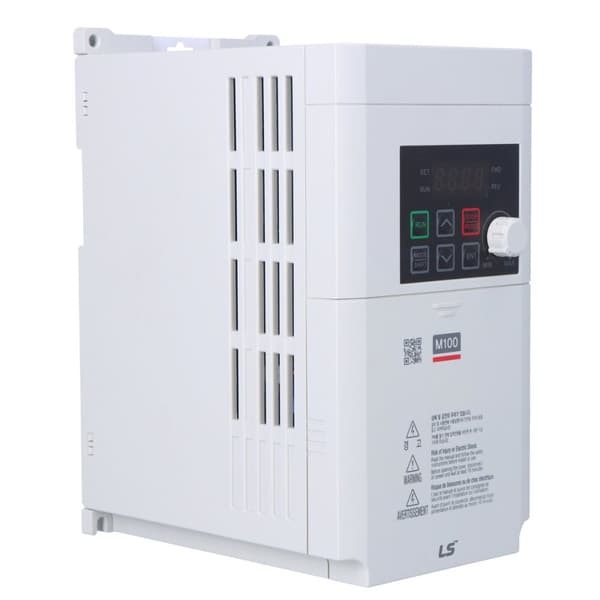 M100 invertteri 1x230VAC virtalähde, 3x230VAC lähtö 3x230VAC, 1.5kW, 7.5A - LSLV0015M100-1EOFNA