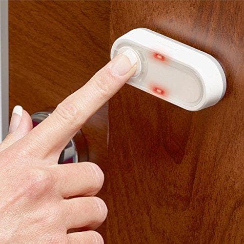 Honeywell Home trådlös dörrklockaknapp med namnbricka och LED-funktionsdisplay, vit, DCP511