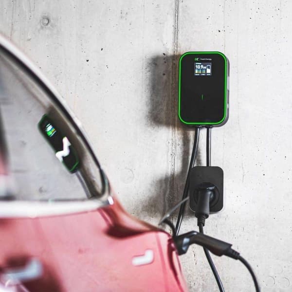 Wallbox GC EV PowerBox 22kW laddare med Typ 2-uttag för laddning av elbilar och Plug-In hybrider.