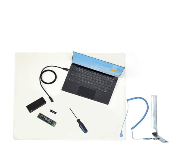 StarTech.com Antistaattinen matto maadoituskaapelilla, 30 cm x 46 cm, ESD-matto elektroniikkaan, antistaattinen pöytämatto irrotettavalla maadoitusjoh