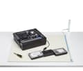 Pikkukuva 8 / 8: StarTech.com Antistaattinen matto maadoituskaapelilla, 30 cm x 46 cm, ESD-matto elektroniikkaan, antistaattinen pöytämatto irrotettavalla maadoitusjoh