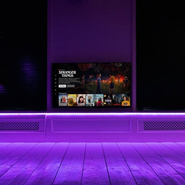 Hombli Smart LED Strip RGB – 5 metriä – valkoinen ja värillinen valo – RGB – Ohjaus sovelluksella tai äänellä – WiFi