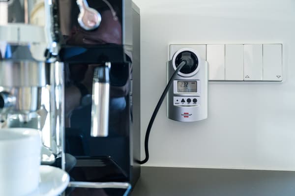 Primera-Line Energimåler / elmåler til beregning af energiforbrug og -omkostninger