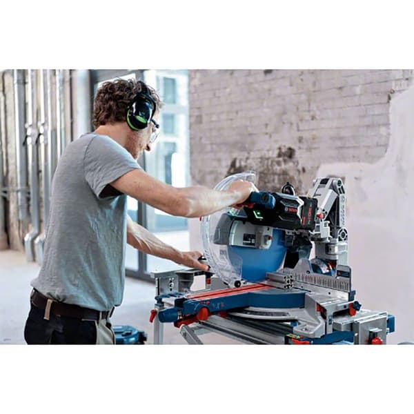 Bosch Professional Geringssavkasse Gcm18v-305gdc 2x12 Proc Como Gal 18v-160