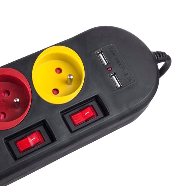 Maclean strømskinne, forlængerkabel med 4 stikkontakter + 2xUSB, med kontakter, 250VAC/10A, 2,1A 5V, 1,5m, sort, MCE229 B