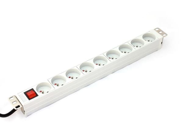 Digitus A-19-STRIP-4-IMP strømfordelingsenhed (PDU) 9 AC-udgang(er) 1U Hvid
