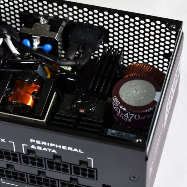 Strømforsyning Lian-Li SP750 750 W