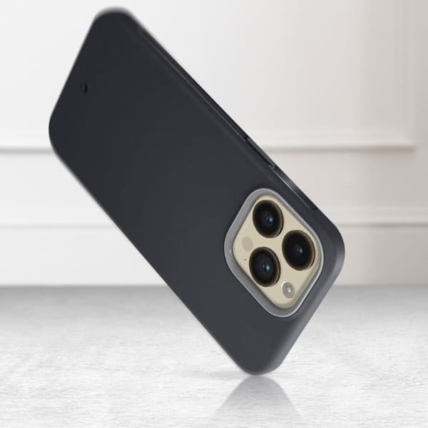 Fodral Magsafe iPhone 14 Pro Max Soft Touch Spigen Cyrill Ultra Color Mag Svart