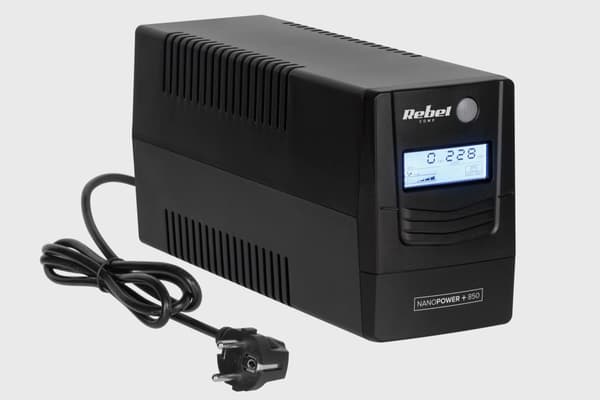 UPS REBEL computer nødstrømforsyning model Nanopower Plus 850 (offline, 850VA / 480W, 230 V, 50Hz, LCD, USB, RJ45)