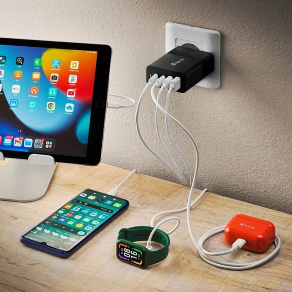 NGS BUD 100W: Universell väggladdare 100W med 4 portar: 2 USB-C + 2 USB-A. Snabb och säker laddning. Samtidig laddning.