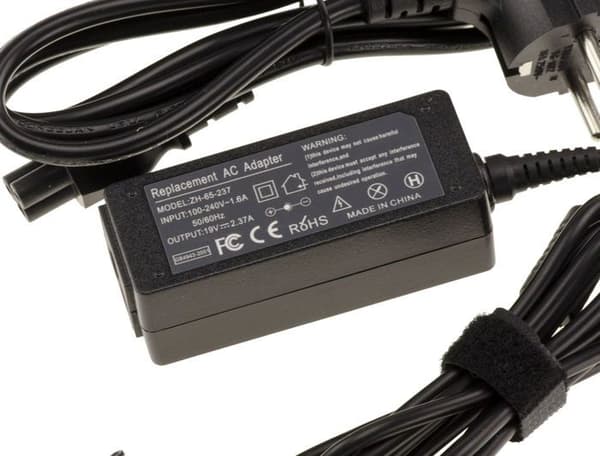 Strömförsörjning för bärbar dator 19V 2,37A spets 1,35x4mm - Motsvarande ASUS UX21 UX31 UX31E UX31K EXA1209CH EXA1209UH ADP-45BW