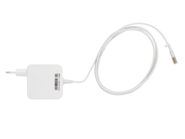 Applen laturi 14,5 V 3,1 A MagSafe 45 W