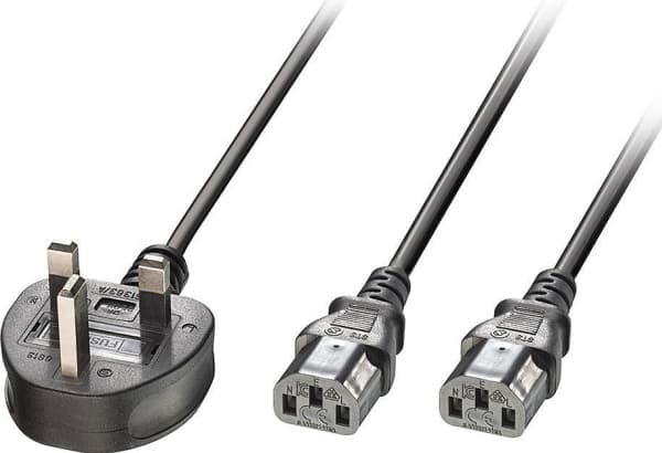 MicroConnect - Strømkabel - Type G (hann) vinklet til power IEC 60320 C13 - AC 250 V - 13 A - 2.5 m - svart