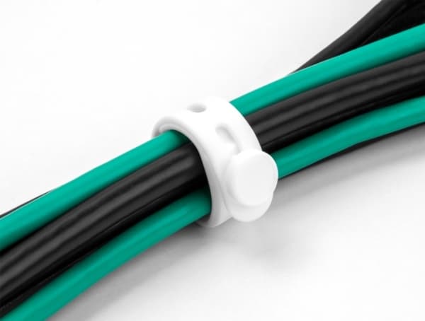 Delock - Kabelfestebånd - flexible reusable - 11.8 cm - svart, hvit (en pakke 10)