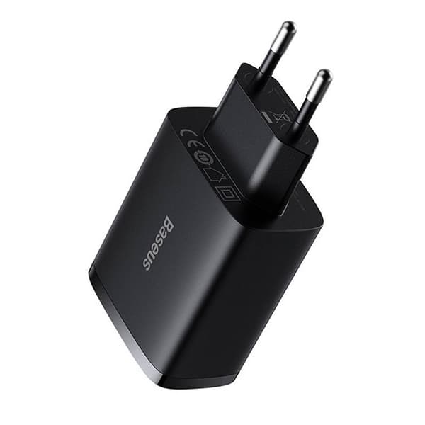 Baseus kompakt hurtigoplader, 3x USB, 17W (sort)