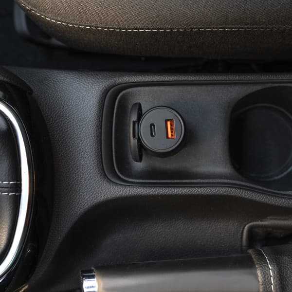 Car Charger VoltRoad Ultimate 83W with PD and QC black