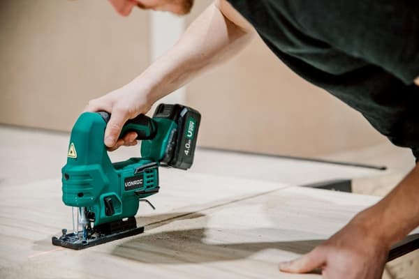 VONROC Værktøjssæt VPower 20V - 4.0Ah | inkl. 6 maskiner, 2 batterier og oplader
