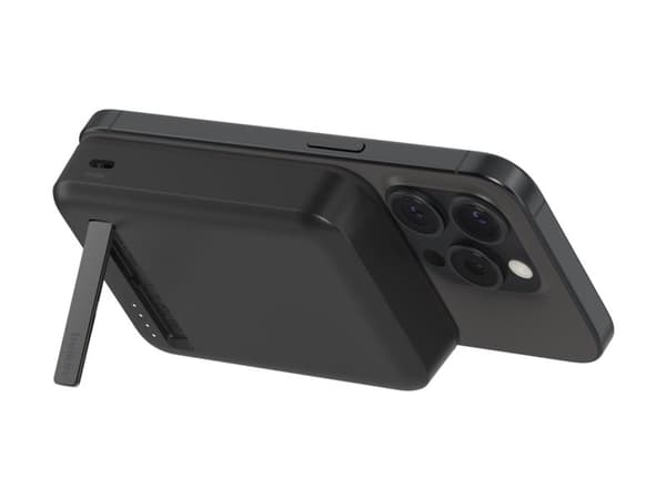 Belkin BoostCharge Pro - Trådlös powerbank - magnetisk med Qi2 - 10000 mAh - 15 Watt - Fast Charge, PD - 2 utdatakontakter (magnetisk, 24 pin USB-C) Svart