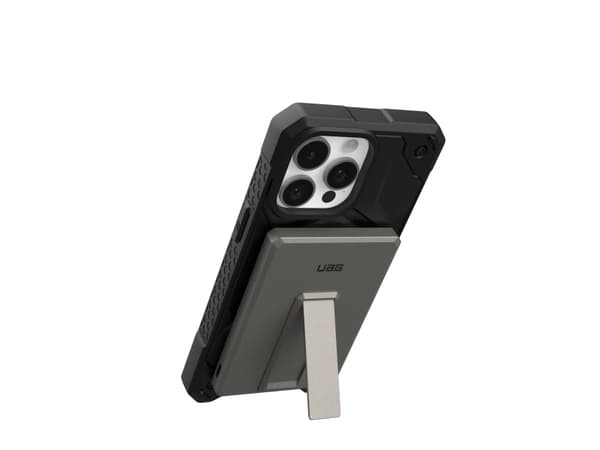 Urban Armor Gear 9B4417113636, 5000 mAh, Langaton lataus, 20 W, Titaani