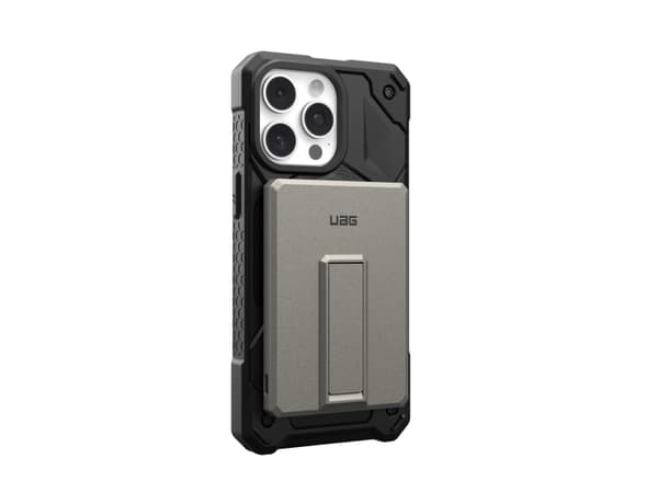 Urban Armor Gear 9B4417113636, 5000 mAh, Langaton lataus, 20 W, Titaani