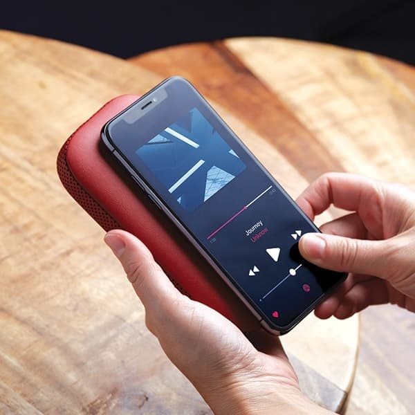 Lexon Trådlös PowerBank 5000mAh med Bluetooth-Högtalare - Röd
