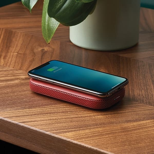 Lexon Trådlös PowerBank 5000mAh med Bluetooth-Högtalare - Röd