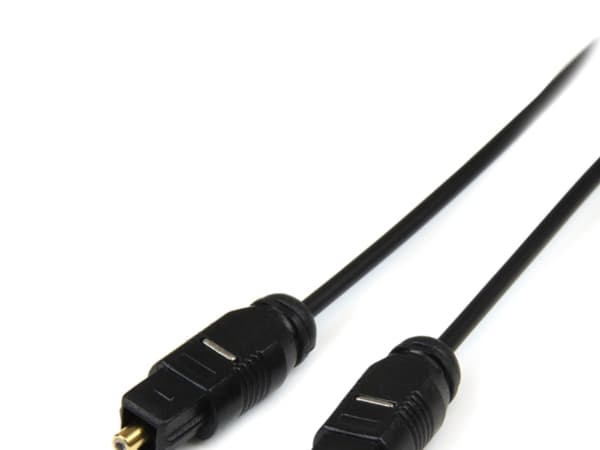 StarTech.com 15 ft Thin Toslink Digital Optical SPDIF Audio Cable - 15ft / 15 Feet Optical Audio Cable (THINTOS15) - Digital audiokabel (optisk) - SP