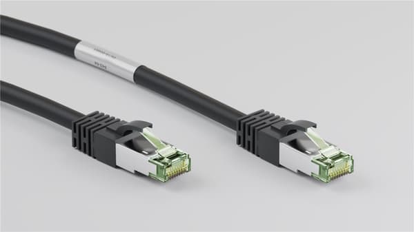 RJ45 (CAT 6A, 500 MHz) patchkabel med CAT 8.1 S/FTP råkabel, sort