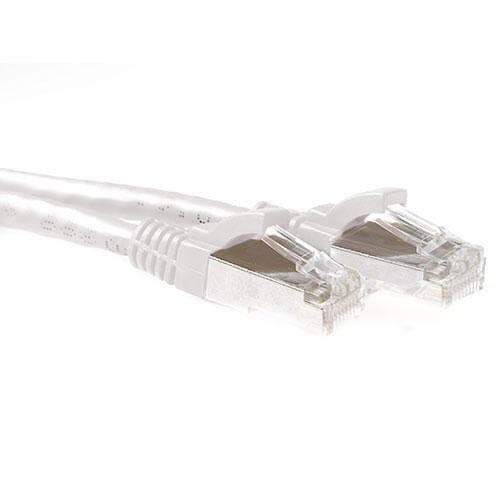 ACT Valkoinen 2-metrinen SFTP CAT6A patch-kaapeli, jossa RJ45-liittimet CAT6A S/FTP SNAGLESS WH 2.00M (FB6402)