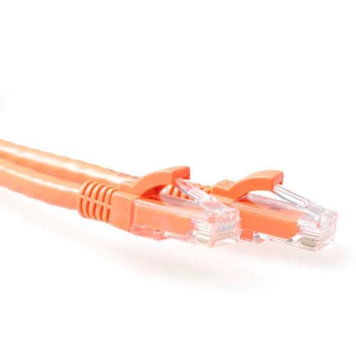 ACT Orange 3 meter U/UTP CAT6A patchkabel utan hak med RJ45-kontakter. Cat6a u/utp snagless eller 3,00m (IB2103)