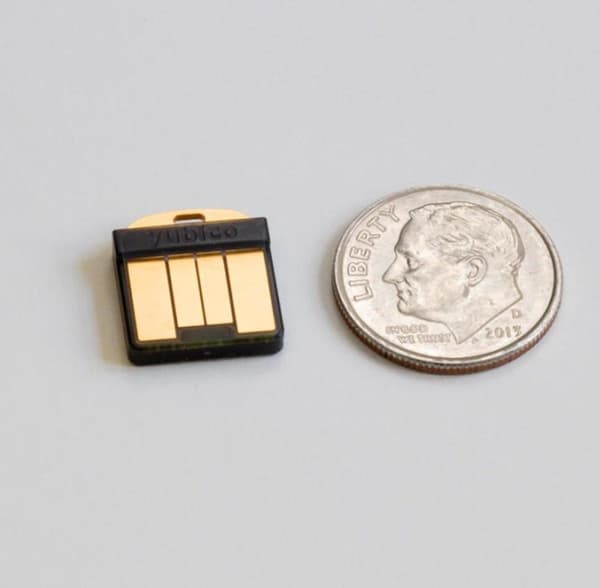 YubiKey 5 nano