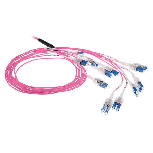 ACT 45 meter Multimode 50/125 OM4 Preterm fiberkabel 24F LC Polarity Twist (DC5509)