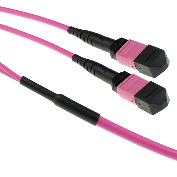 ACT 50 meter Multimode 50/125 OM4(OM3) polaritet B fibertrunkkabel med 2 MTP/MPO hunstik hver side 50M 2X MTP(F) 50/125 OM4 PB TR (DC5261)