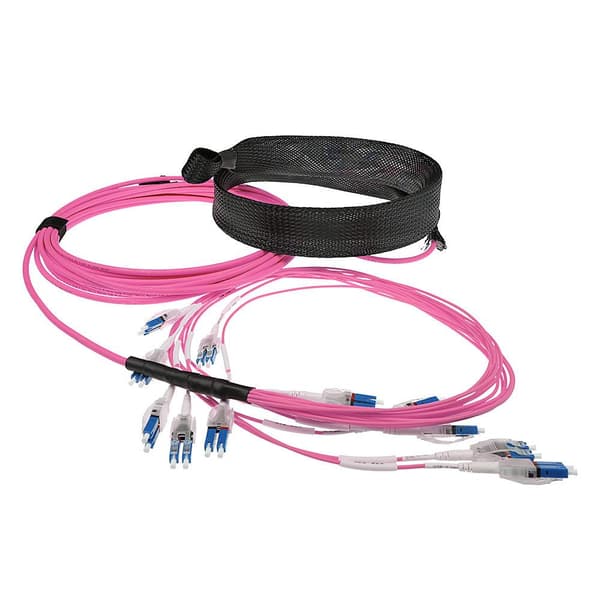 ACT 30 meter Multimode 50/125 OM4 Preterm fiberkabel 24F LC Polarity Twist (DC5506)