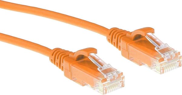 ACT Orange 7-metrinen LSZH U/UTP CAT6 -palvelinkeskuksen ohut patch-kaapeli, jossa on RJ45-liittimet (DC9107)