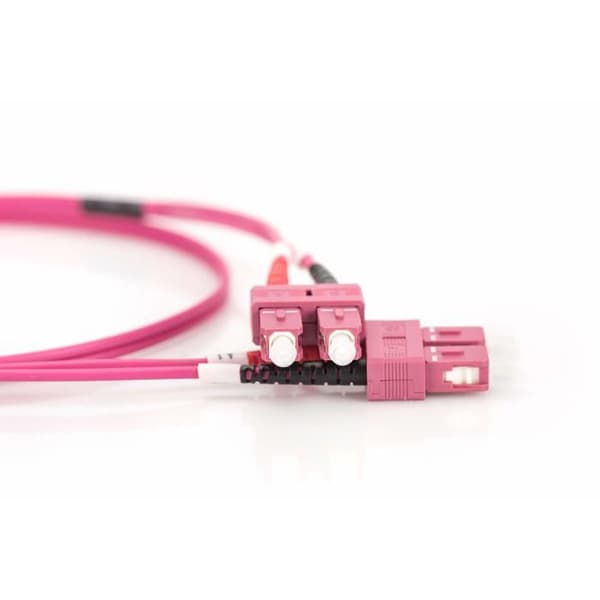 Duplex fiberoptisk kabel 50/125 OM4 SC SC - DIGITUS - DK-2522-02-4 - Lila