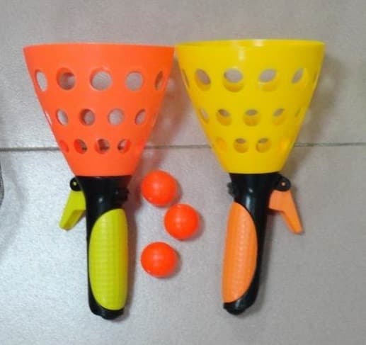 Bollspel Click n Catch, Stor