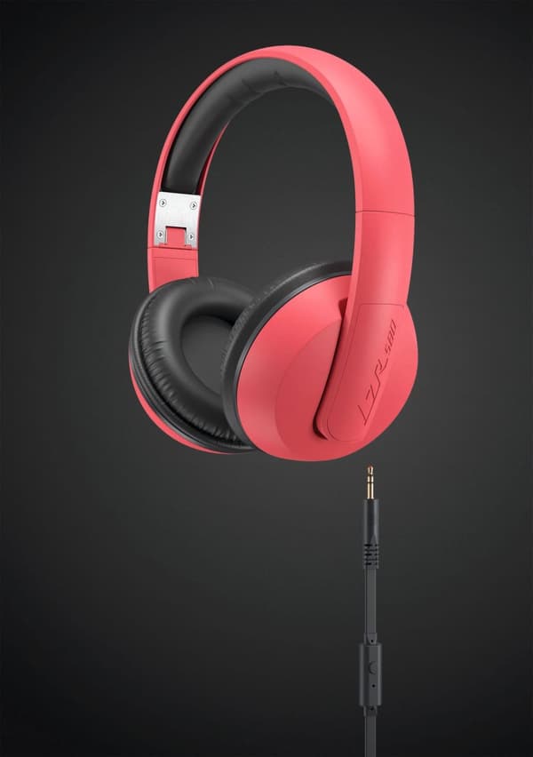 Magnat over-ear headphone