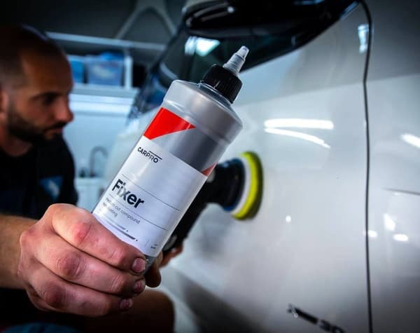 CarPro Fixer 1-stegs Nano Polish 250 ml 1-stegs polerpasta