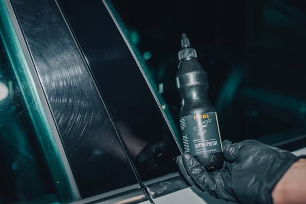 ADBL Roller Super Polish -keskikarkea auton kiillotusaine