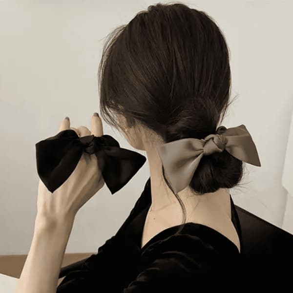 INF 2 stk. store silkehårbånd satin scrunchies til tykt hår Sort