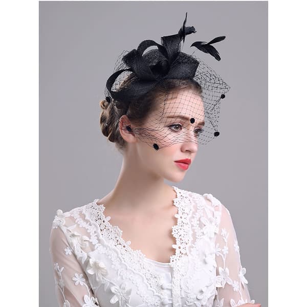 INF Elegant fascinatorhatt i mesh med fjädrar
