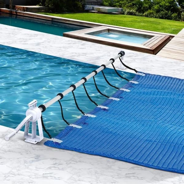 XMTECH mobil poolrulle med 8 fästremmar, bubbelskyddsrulle justerbar från 1,05 M till 6,15 M för pool