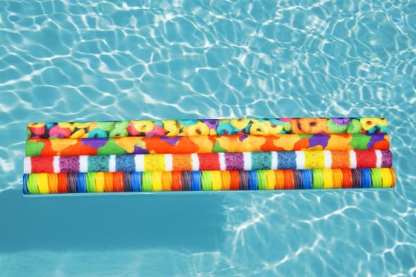 Bestway H2OGO Sugarcoated Pool Noodles - 1 stk. Assorted